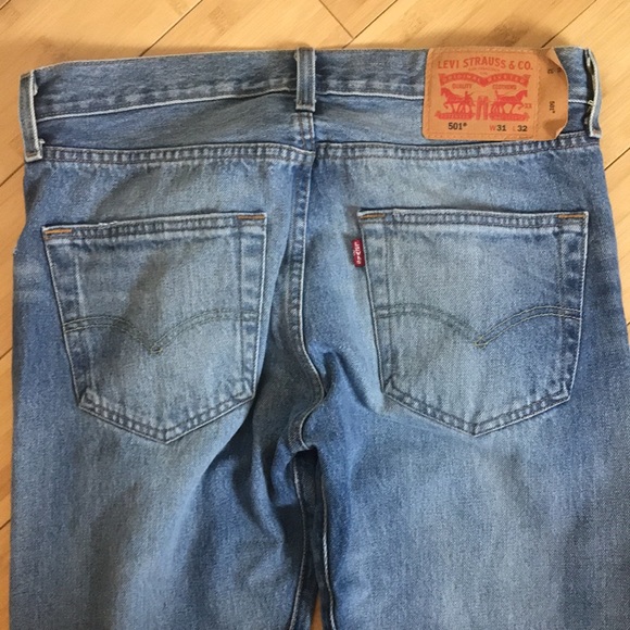 Levi’s 501 Men's Jean Destruction 31 x 32 - Picture 9 of 9